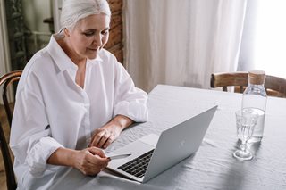 old lady with laptop